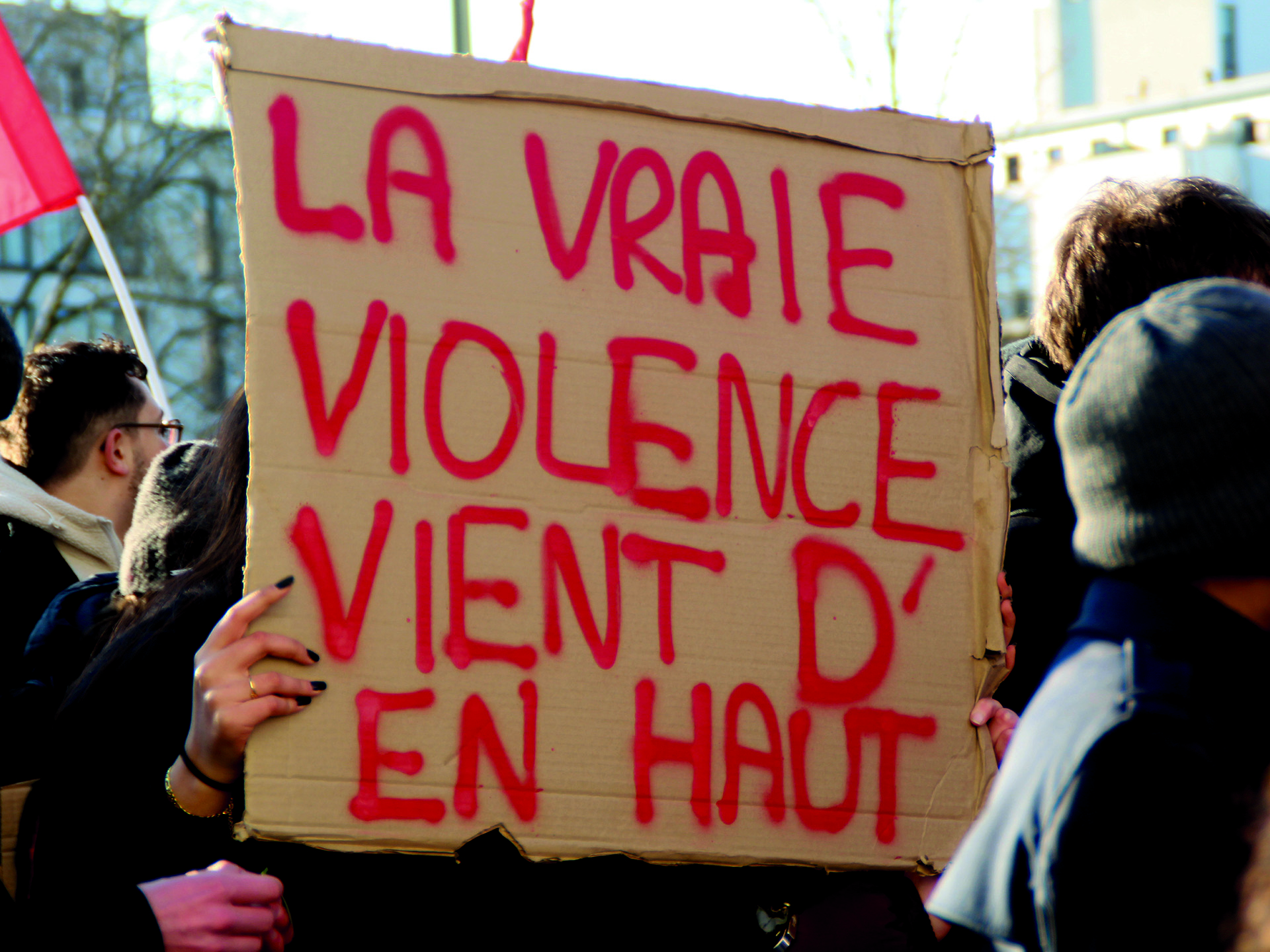 video-thumbnail-926570390